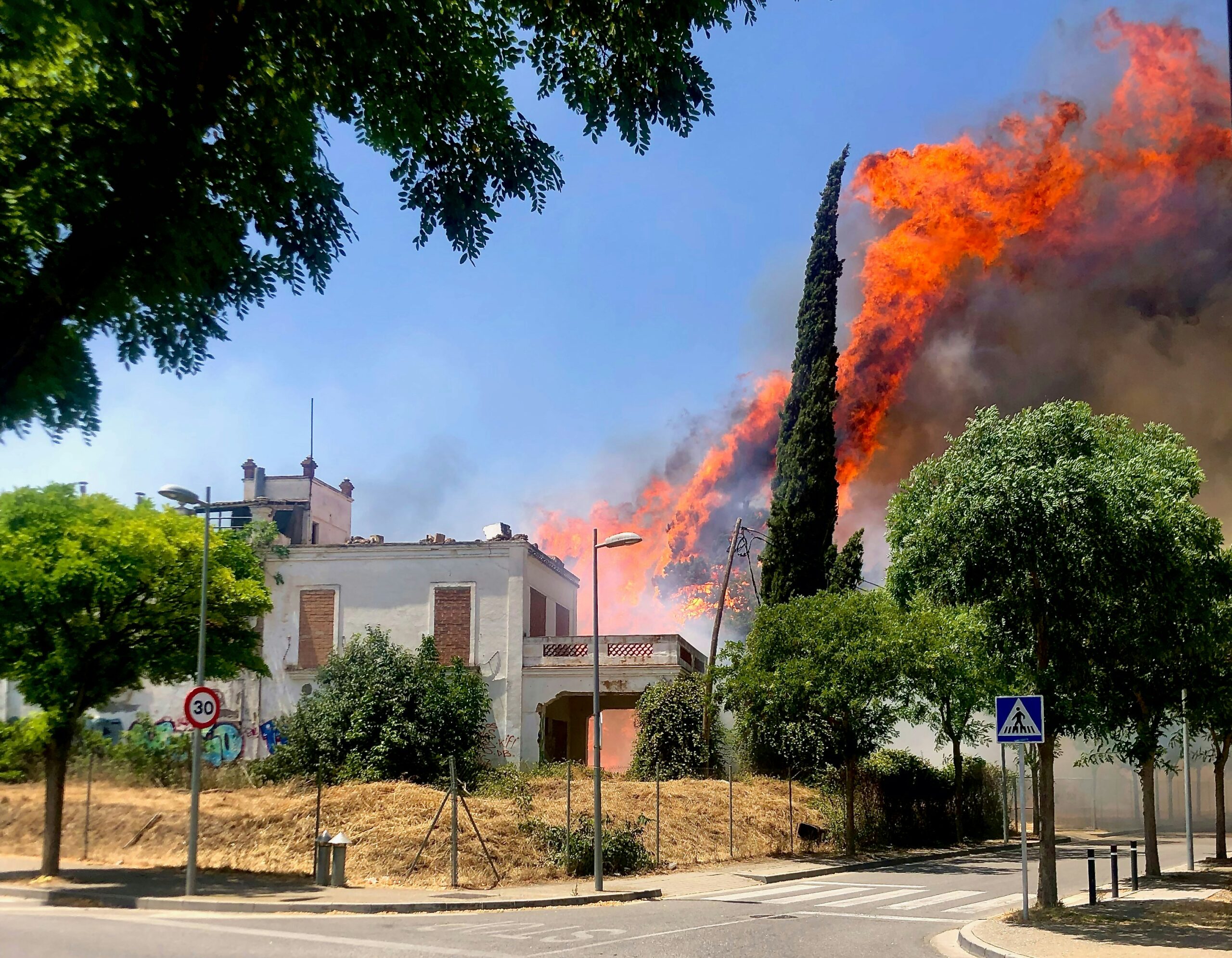 Fires Break Out as Europe Heatwave Intensifies: